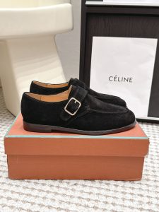 Loafers in Brown