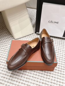 Loafers in Brown
