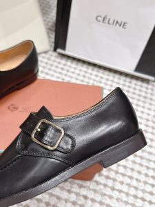 Loafers in Brown