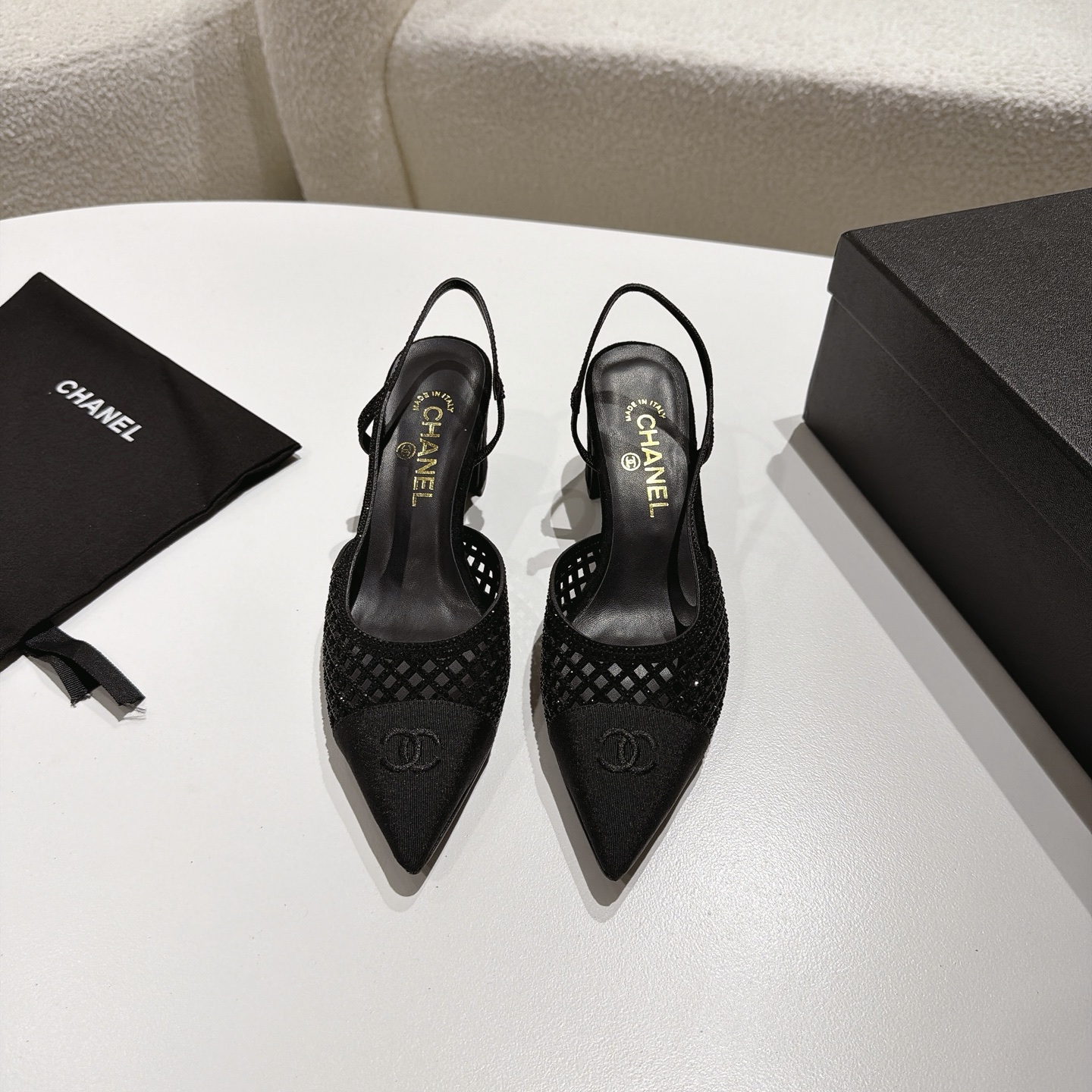 Sandals in Black