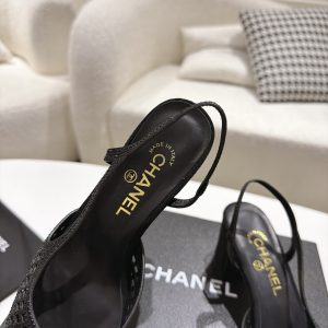 Sandals in Black