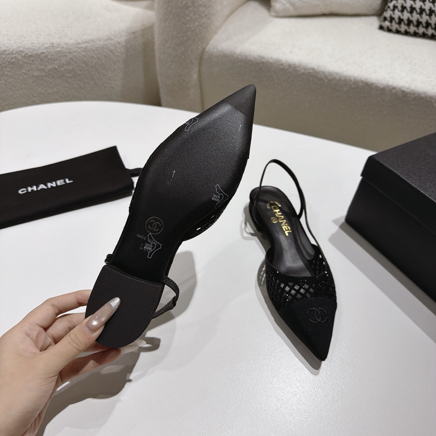 Sandals in Black