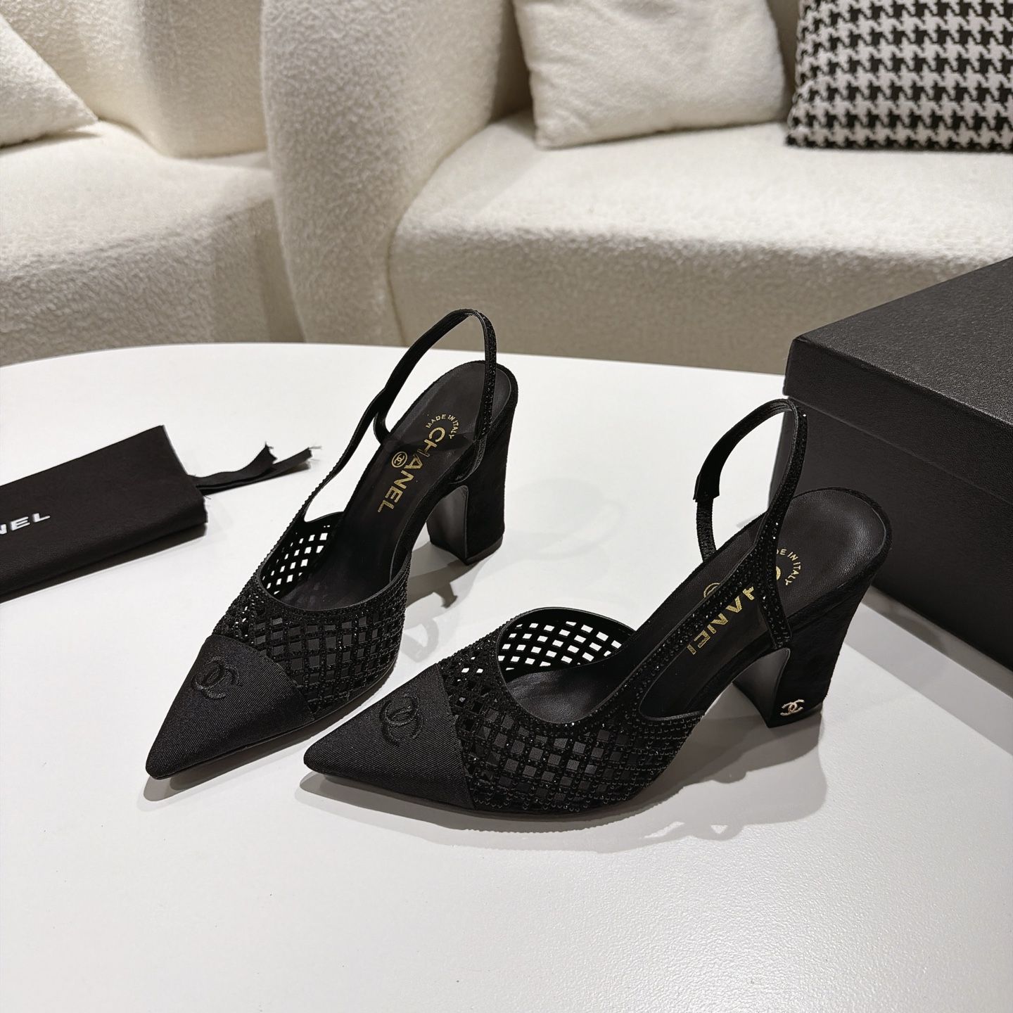 Sandals in Black