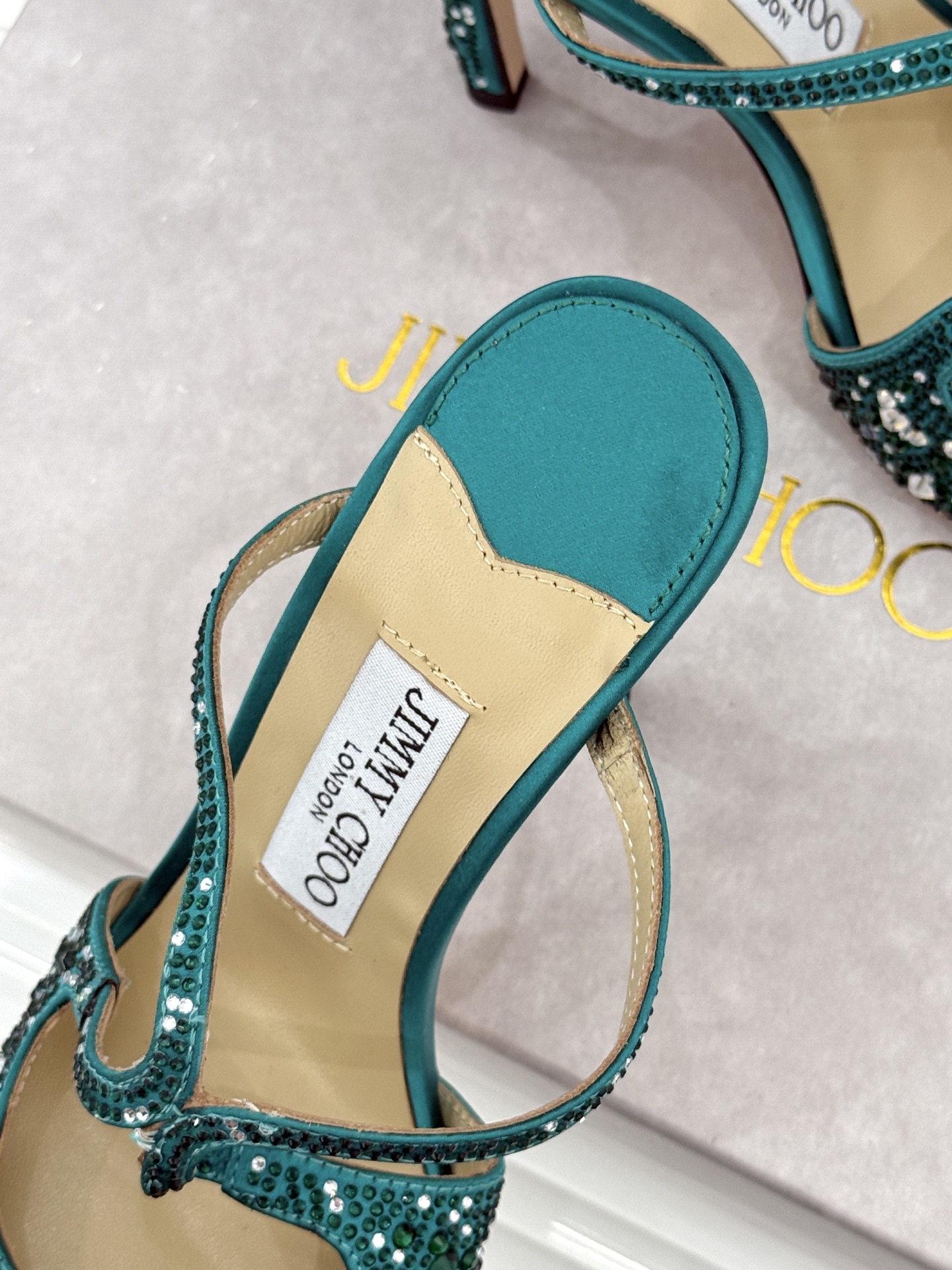 Heels 86320260905