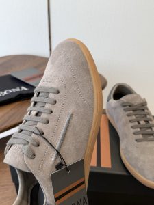 Shoes in Black