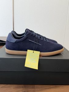 Shoes in Black