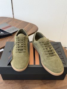 Shoes in Black
