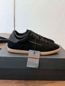 Shoes in Black
