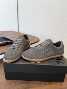 Shoes in Black