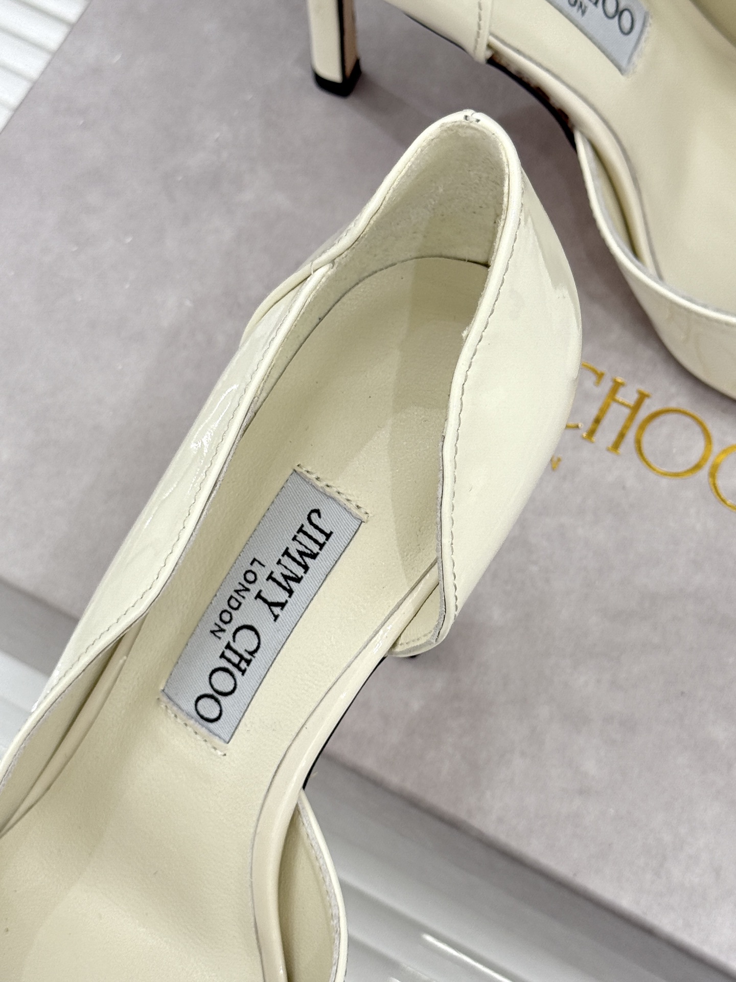 Heels 86320260905