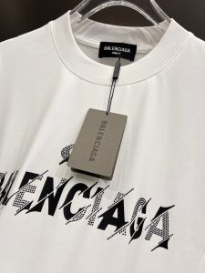 Balenciaga T-Shirt in Black