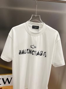Balenciaga T-Shirt in Black