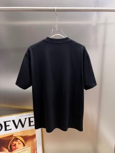 Balenciaga T-Shirt in Black