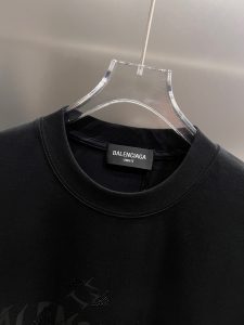 Balenciaga T-Shirt in Black