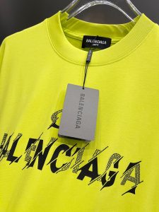 Balenciaga T-Shirt in Black