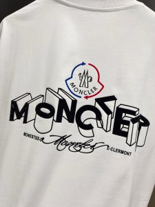 Moncler T-Shirt in Black