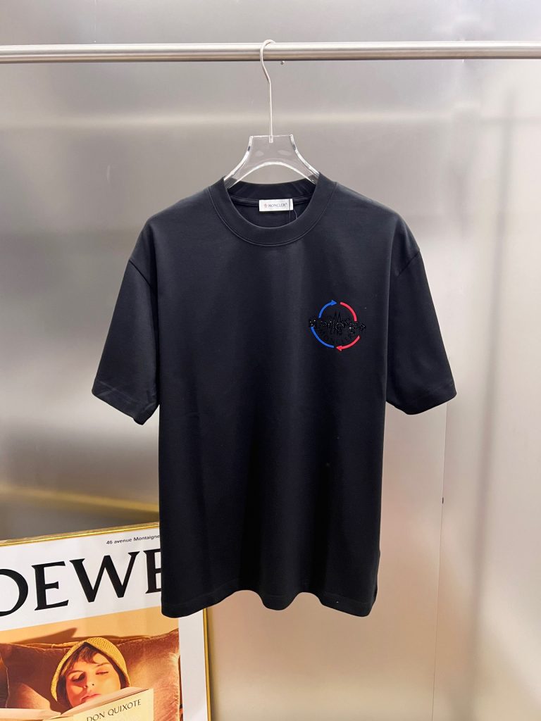 Moncler T-Shirt in Black