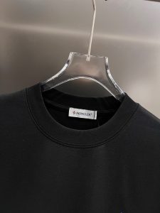Moncler T-Shirt in Black