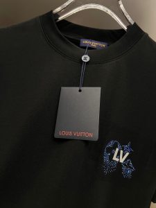 T-Shirt in Black