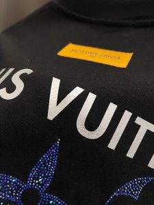 T-Shirt in Black