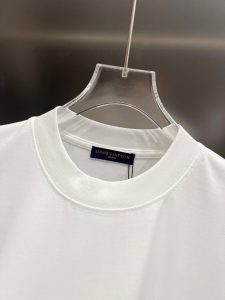 T-Shirt in Black