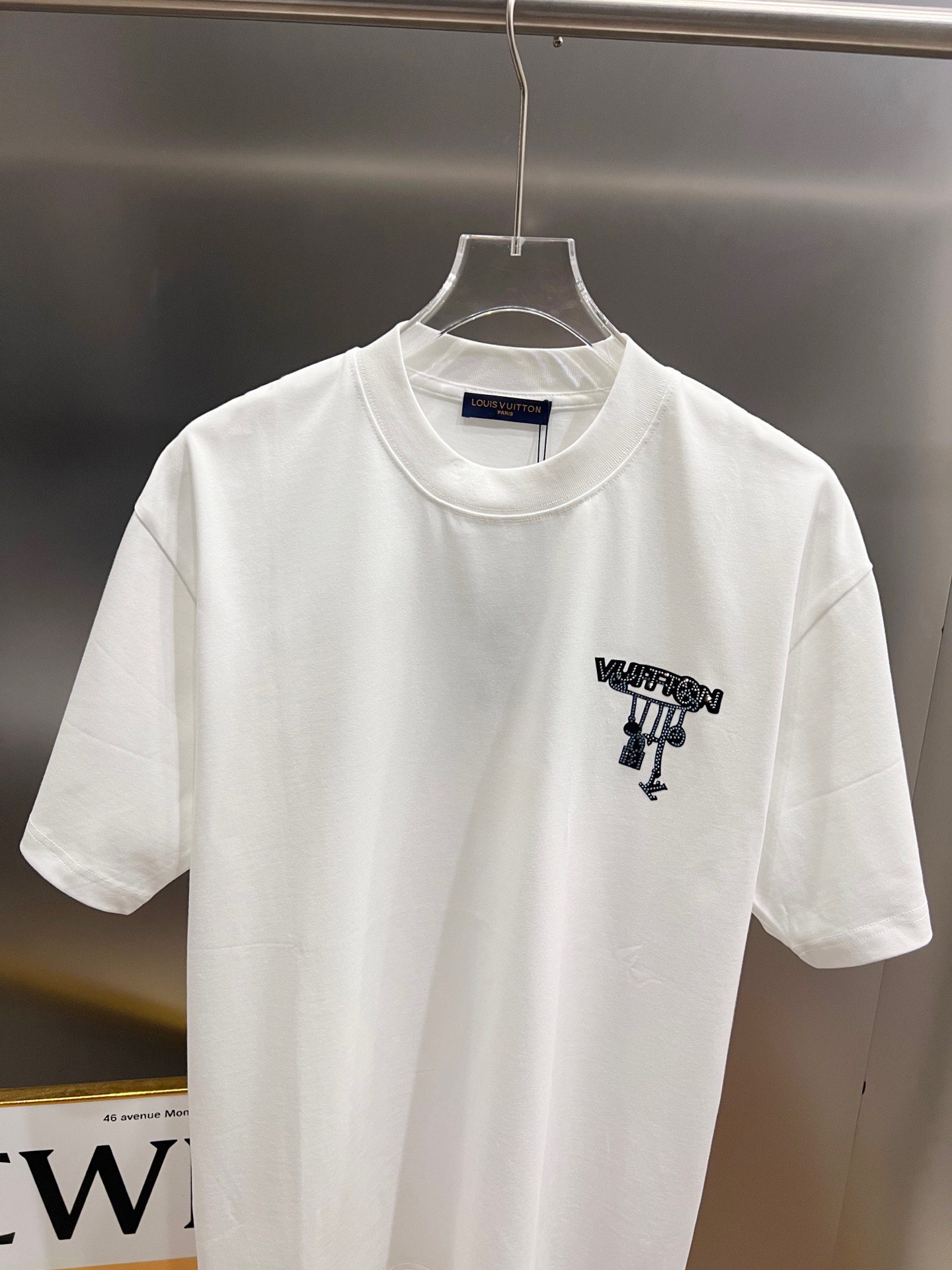 T-Shirt in Black