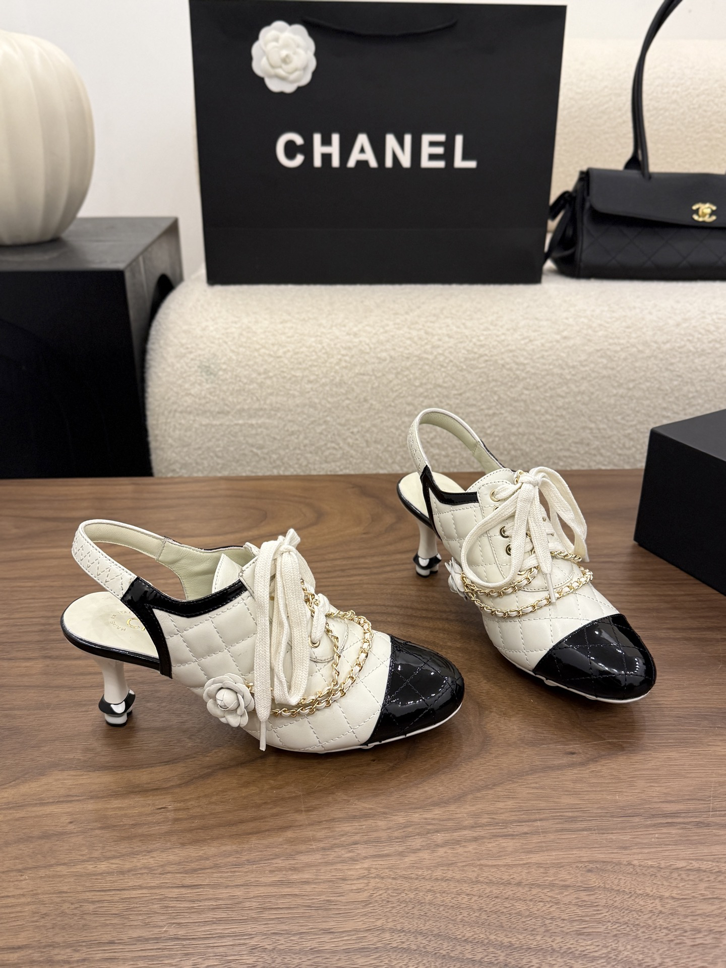 Shoes 344041