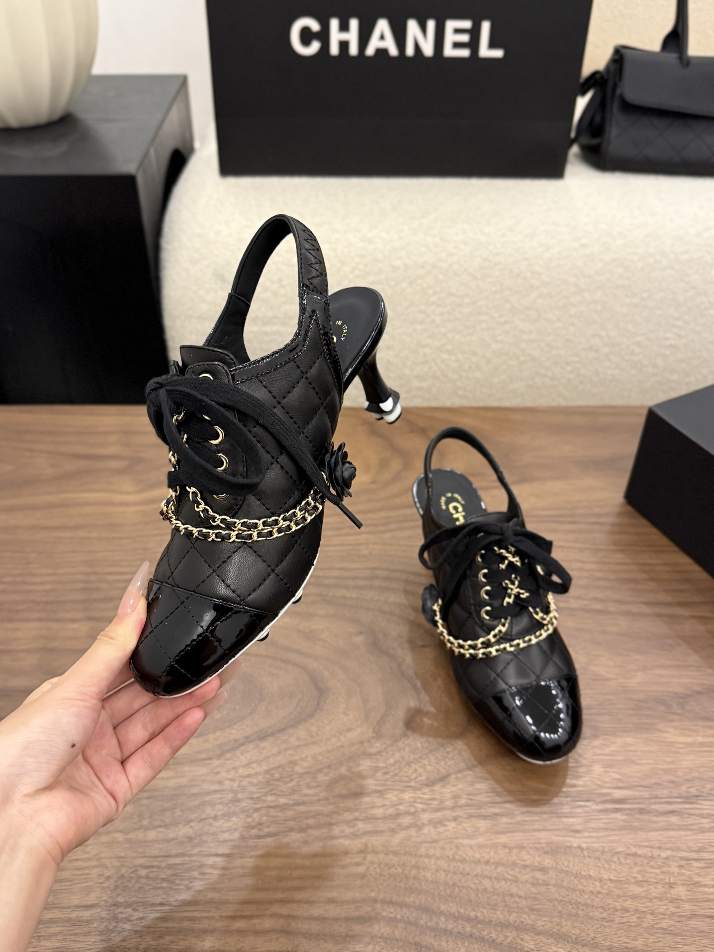 Shoes 344041