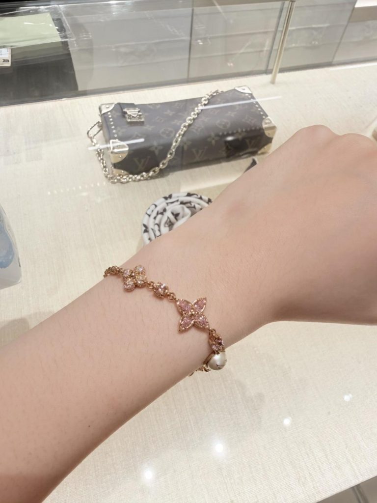 Bracelet in White