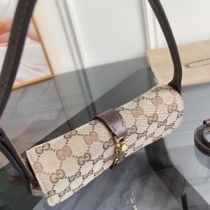 Bag 8671 in Beige