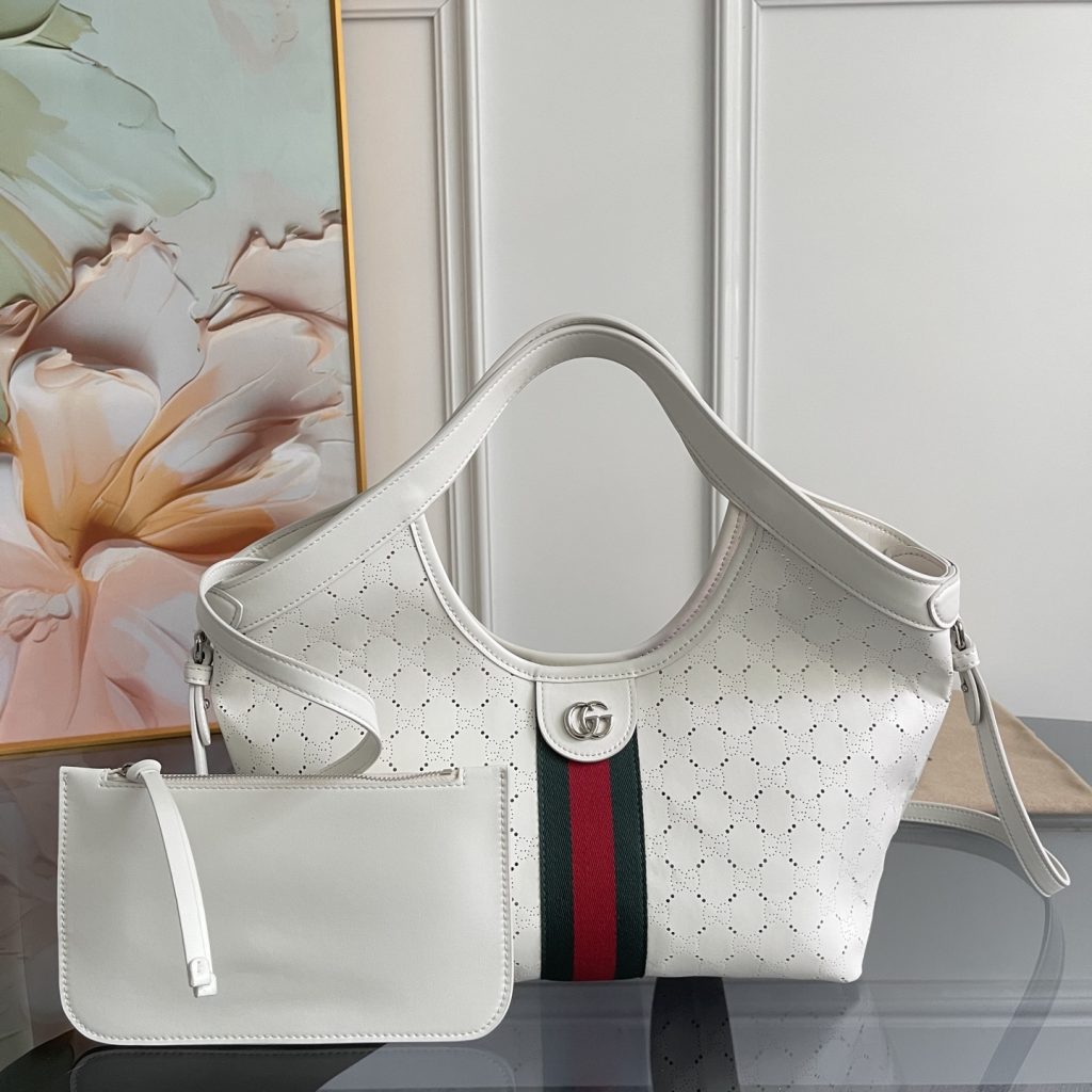 Bag 8608