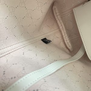 Bag 8608