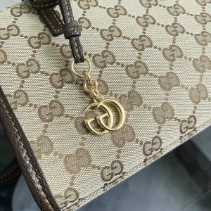 Bag A006 in Beige