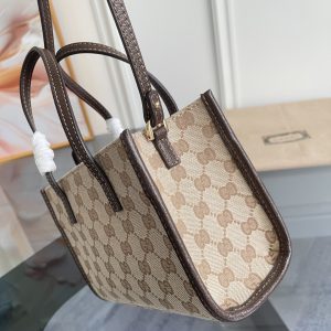 Bag A006 in Beige