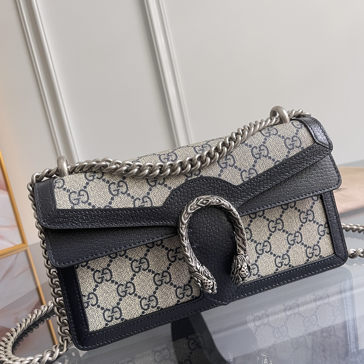 Bag 4996