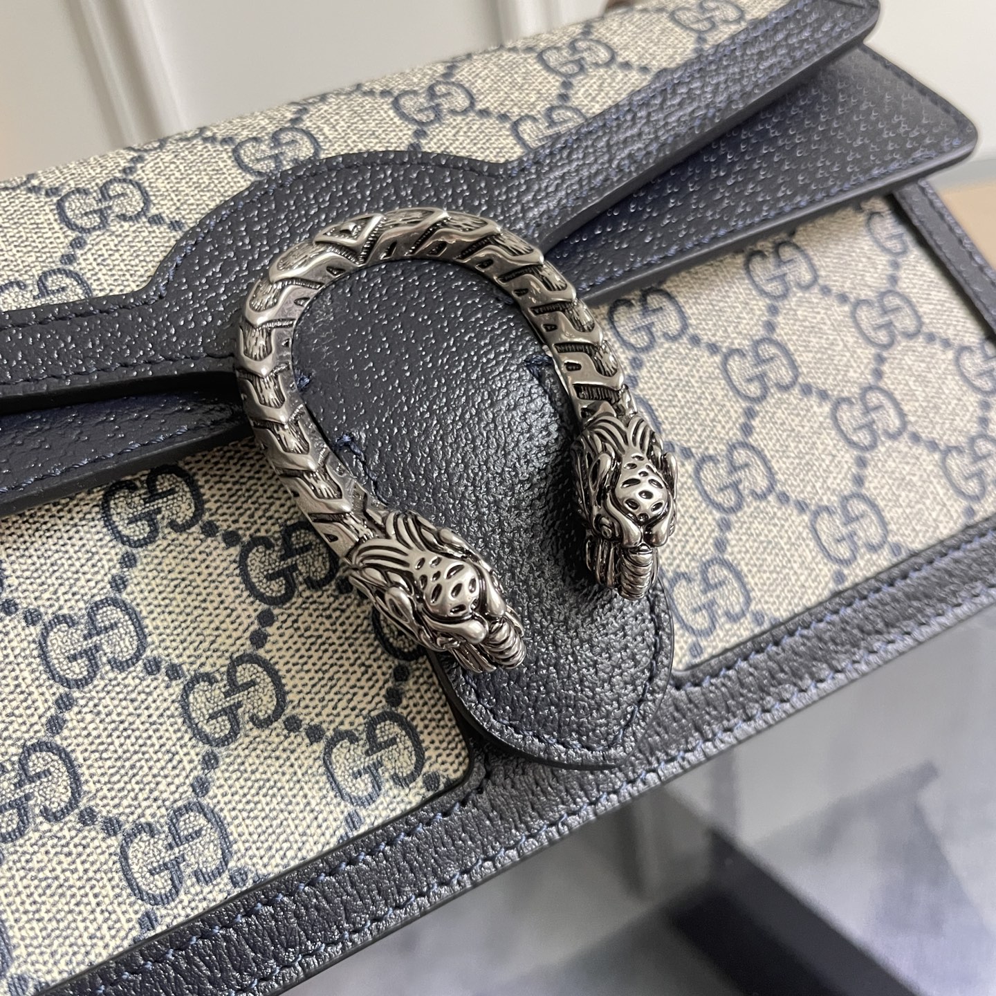 Bag 4996