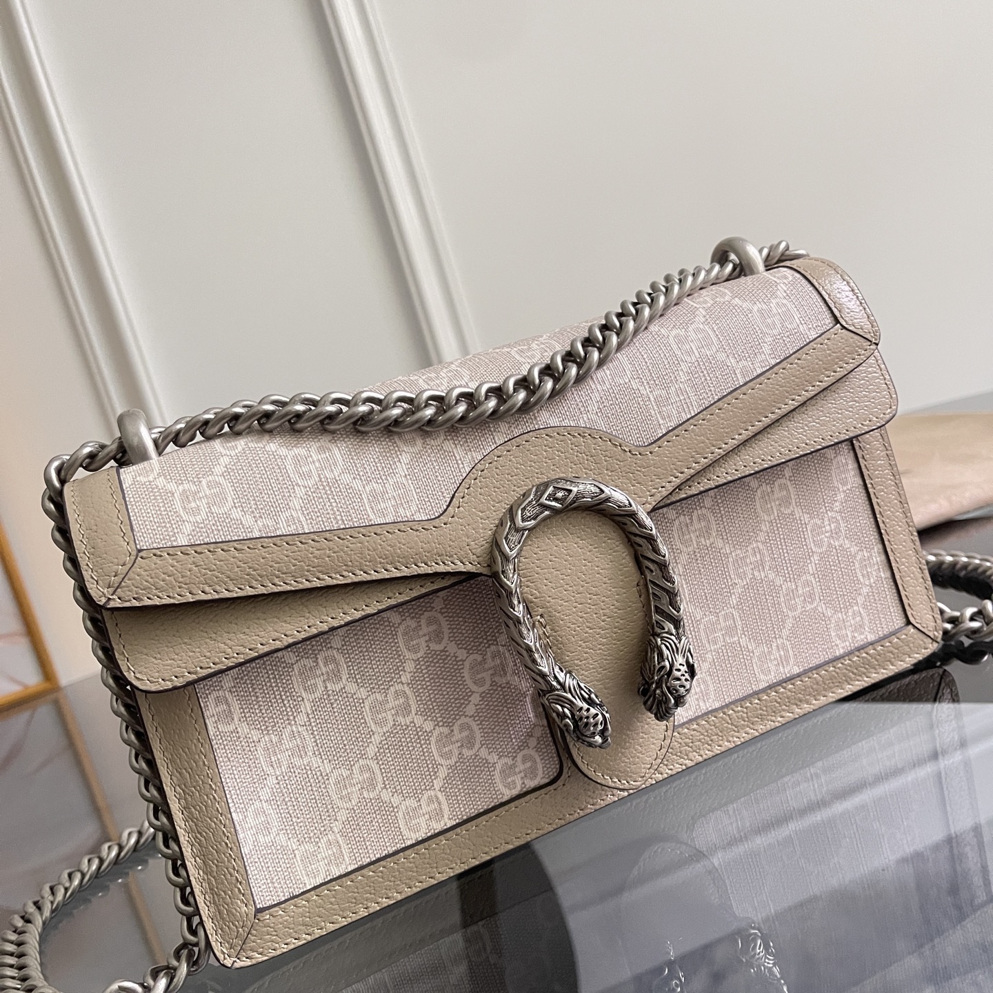 Bag 4996