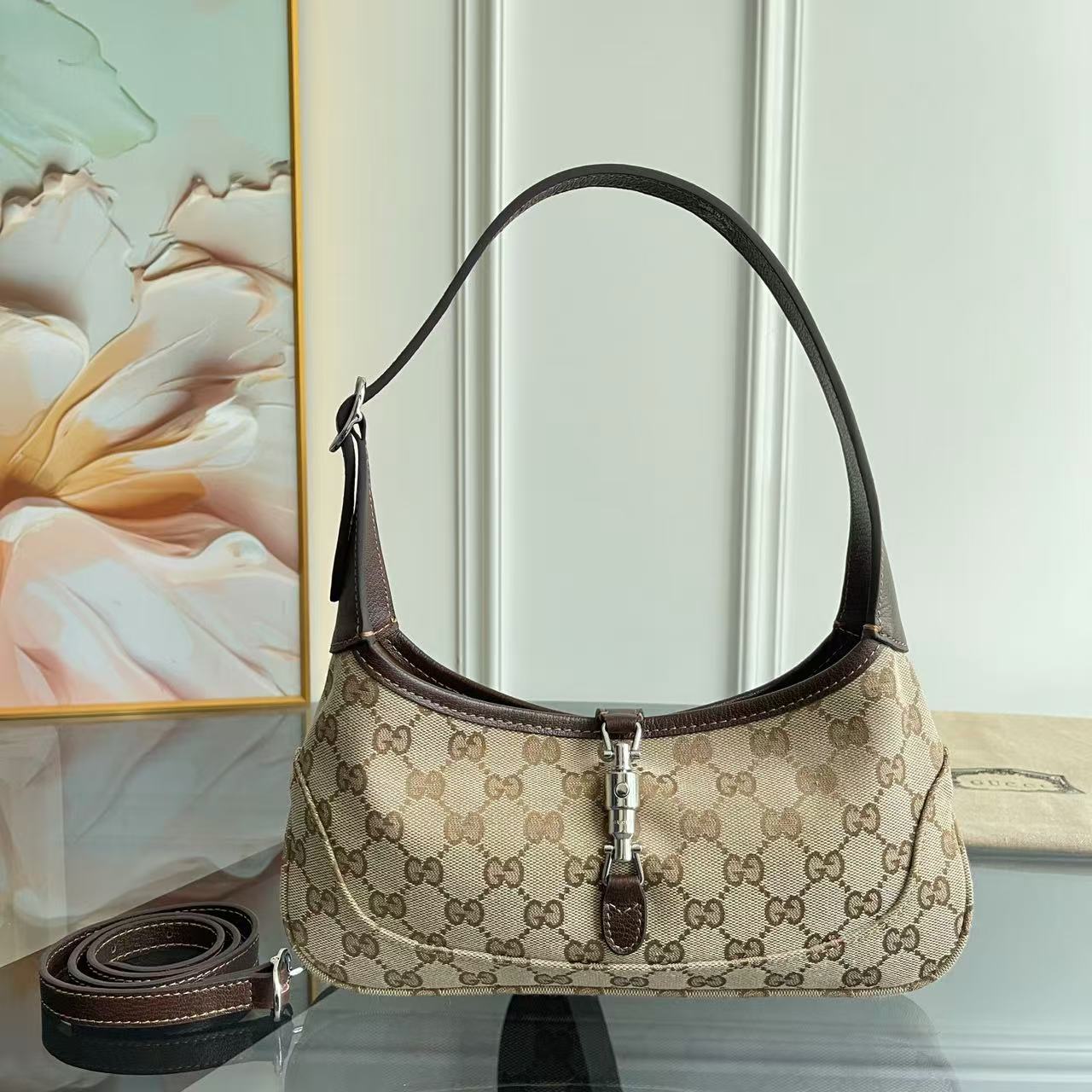 Bag 8631 in Beige