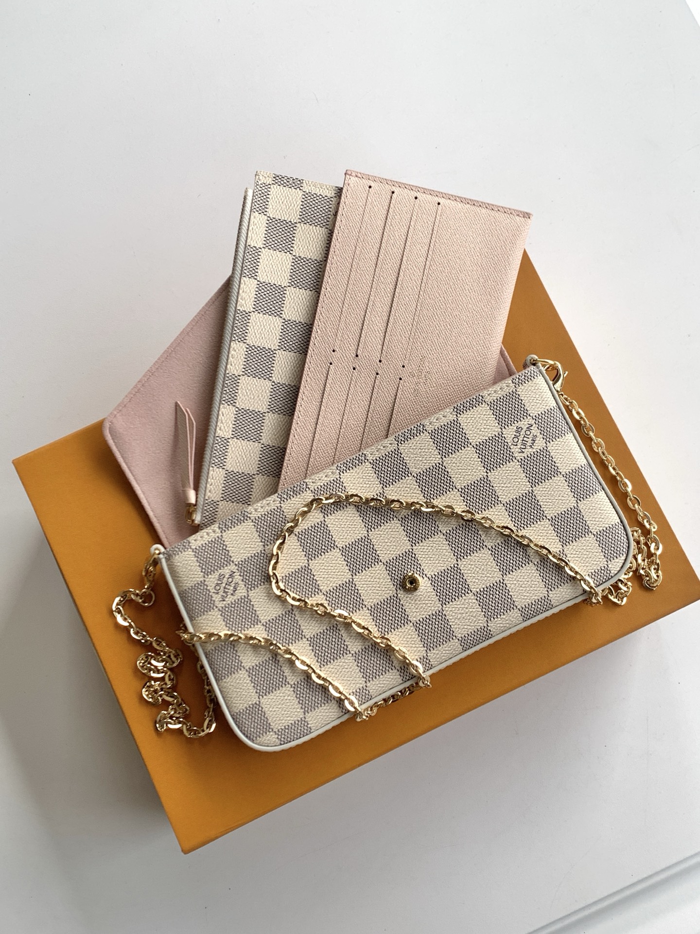 Handbag N4049