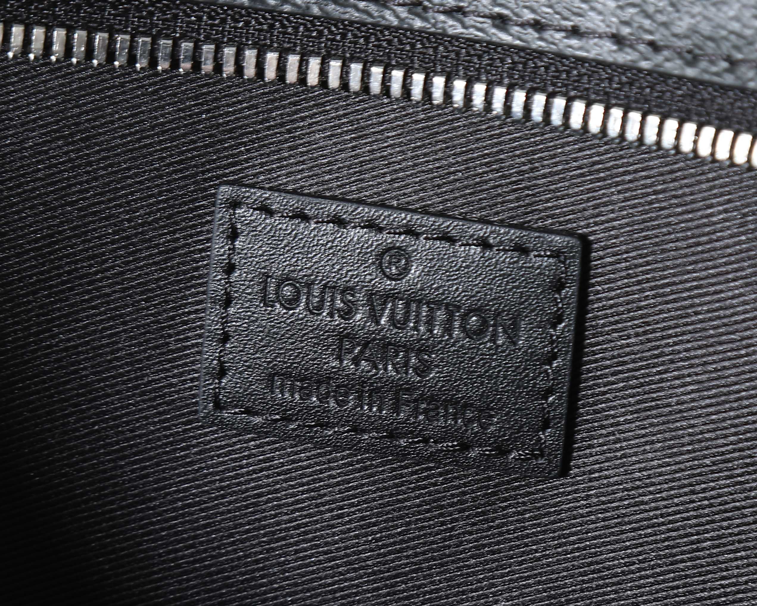 Louis Vuitton Briefcase M11742