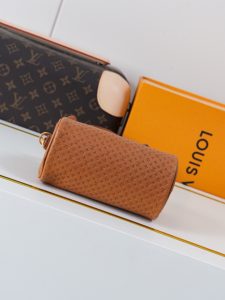 Louis Vuitton Nano Speedy Shoulder Bag M29472 in Brown