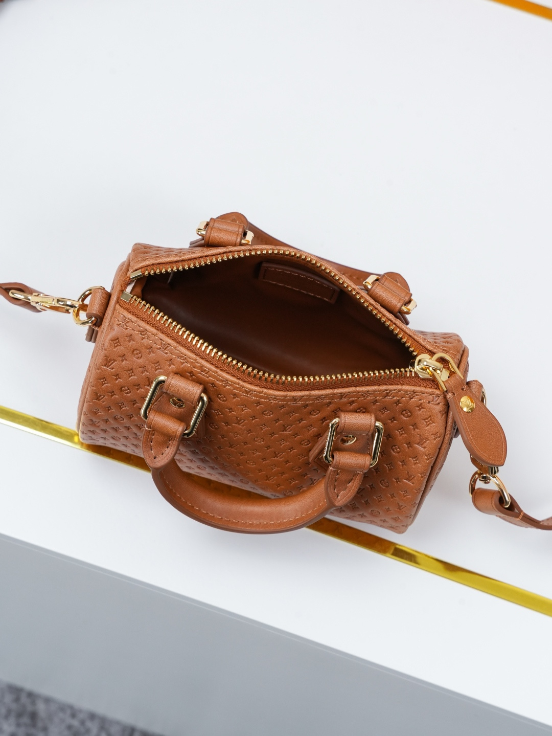 Louis Vuitton Nano Speedy Shoulder Bag M29472 in Brown