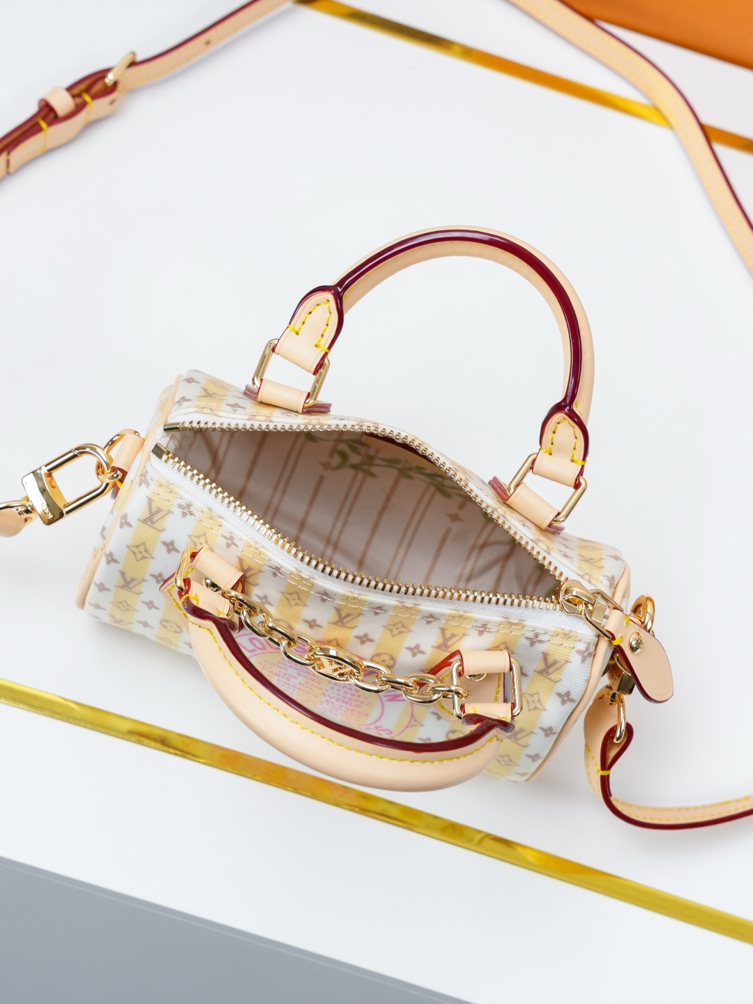 Louis Vuitton Nano Speedy Shoulder Bag M29030 in White