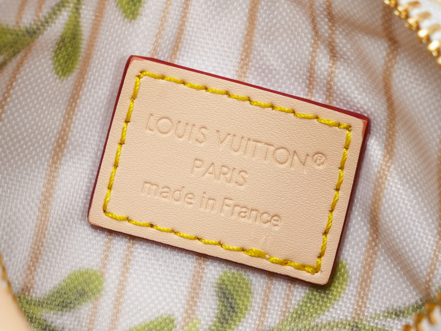 Louis Vuitton Nano Speedy Shoulder Bag M29030 in White