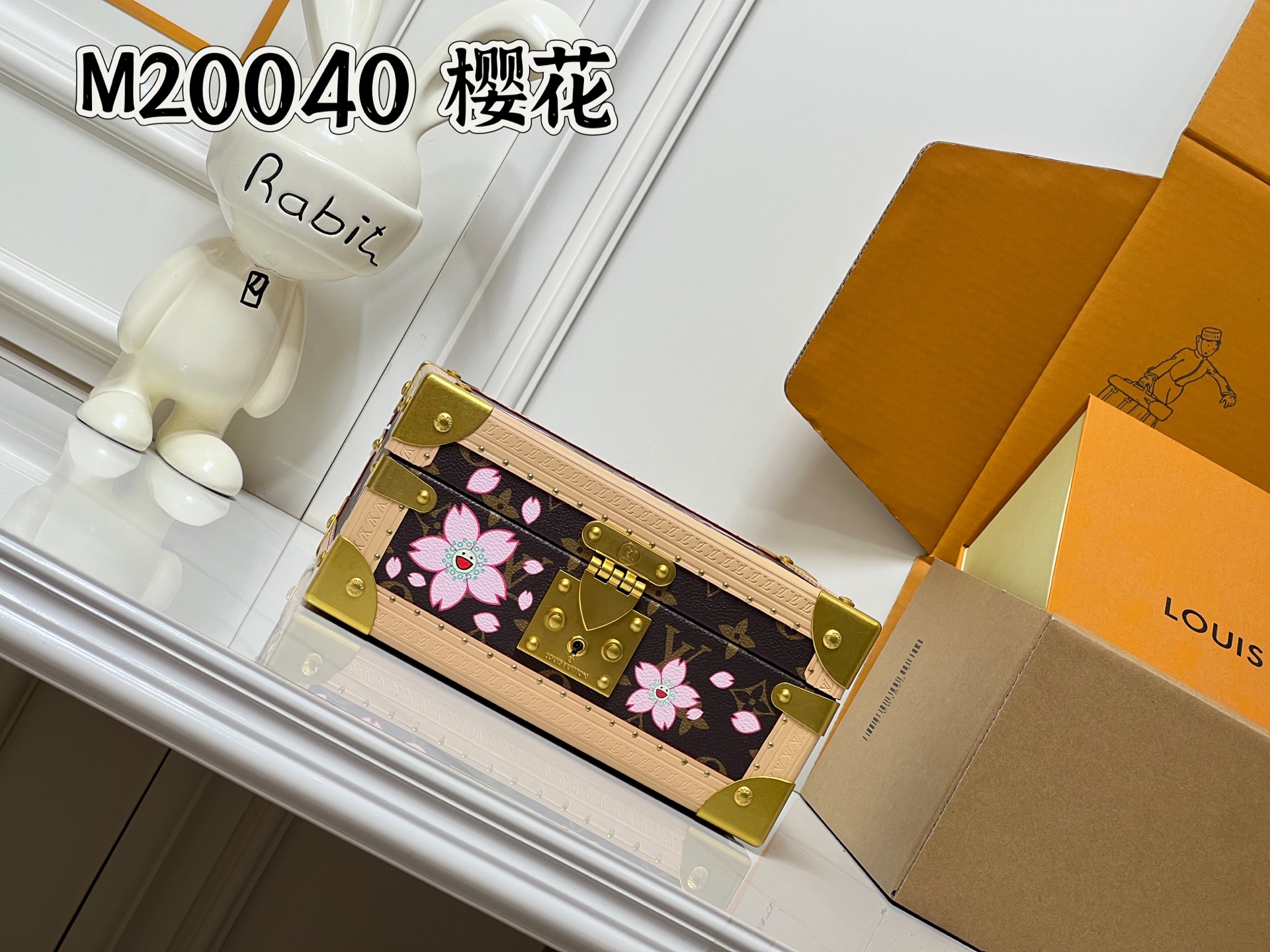 Louis Vuitton Handbag M27834
