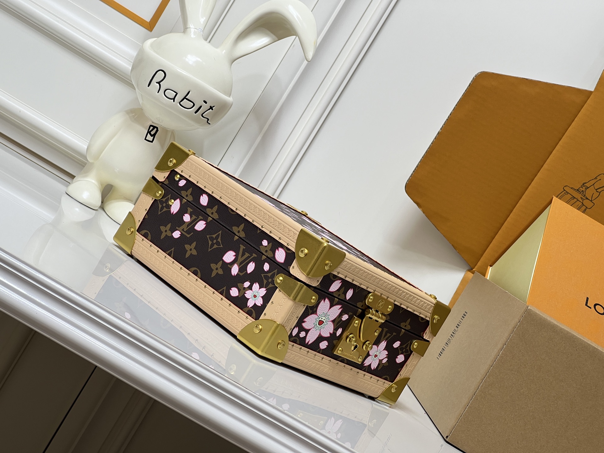 Louis Vuitton Handbag M27834