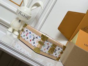 Louis Vuitton Handbag M27834