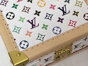Louis Vuitton Handbag M27834