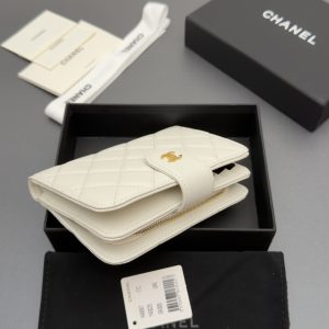 Bag A48667 in White