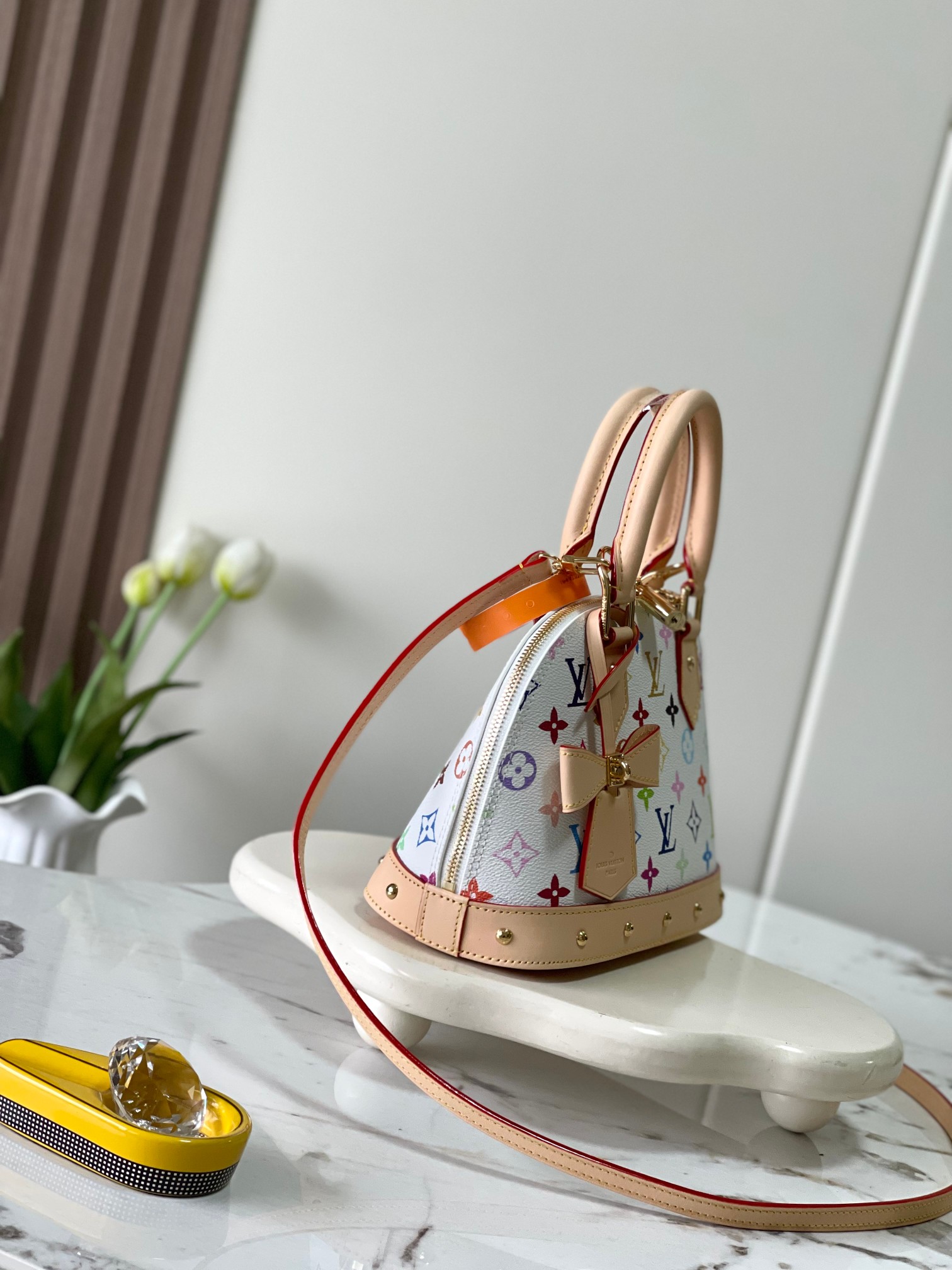 Louis Vuitton Alma BB Handbag M13078
